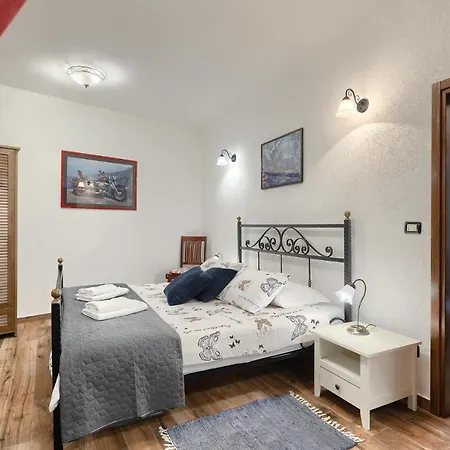 Apartman Pietro Motovun Exterior photo